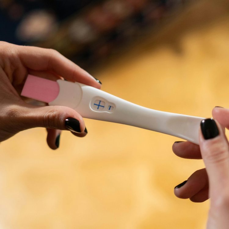 pregnancy test with a positive result